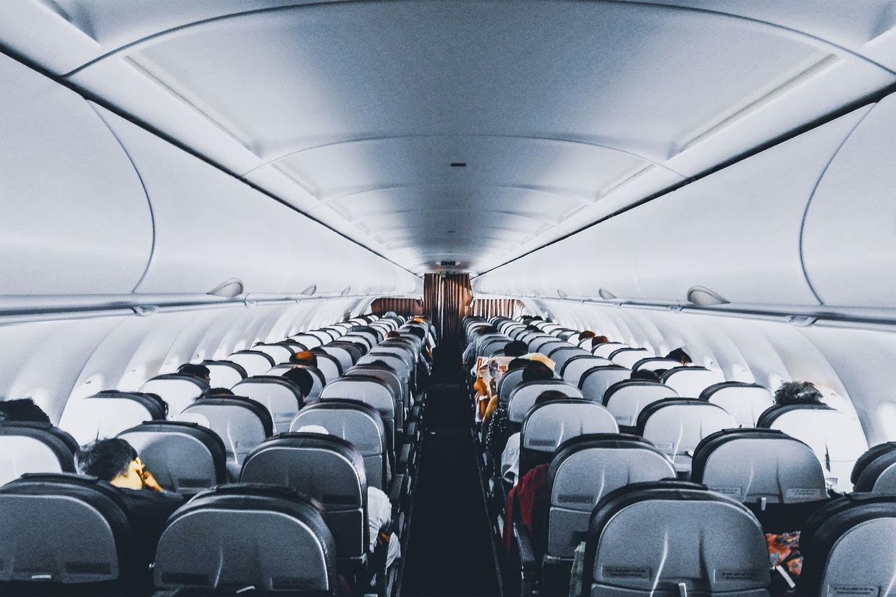 4 Things to Know If You Want to Become a Flight Attendant