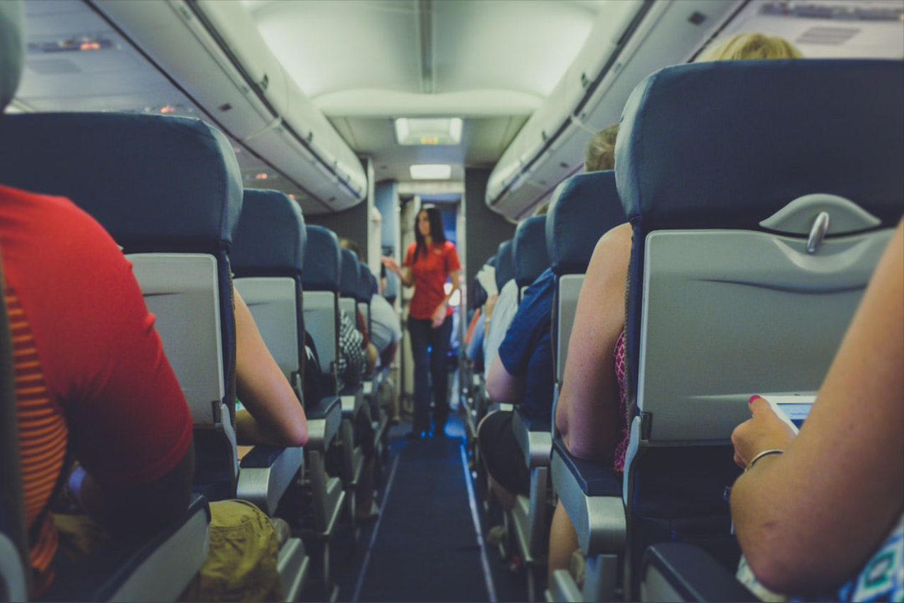4 Reasons Why Being a Flight Attendant is Amazing